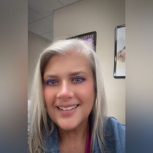 Meet your Posher, Wendy